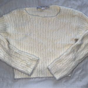 WHITE SWEATER WORN ONCE